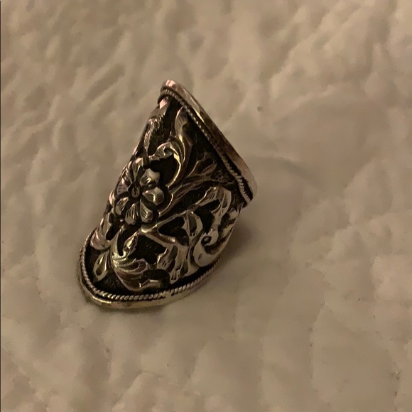 Intricate Sterling Silver Ring - Picture 6 of 11